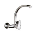 Imagen de Grifería de cocina Monocomando de pared Golf cromado