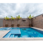 Imagen de Porcelanato para piso y pared madero Jatoba 24.5x100 cm Mate y rectificado