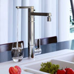 Imagen de Grifería de cocina Monocomando de mesada click con filtro purificador Cromado