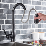 Imagen de Grifería de cocina Monocomando de mesada extensible Vintage Negro Mate