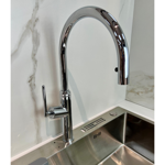 Imagen de Grifería de cocina Monocomando de mesada extensible Cromo Brillante