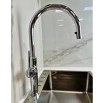 Imagen de Grifería de cocina Monocomando de mesada extensible Cromo Brillante