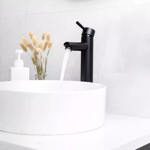 Imagen de Grifería de lavatorio Monocomando alto de mesada Milano Negro Mate