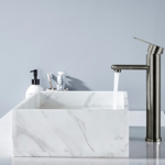 Imagen de Grifería de lavatorio Monocomando Alto de mesada Celtic Grafito