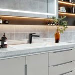 Imagen de Grifería de lavatorio Monocomando de mesada Chronos negro mate