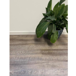 Imagen de Vinilico spc Nogal 5.5mm 2.196m2 $1150