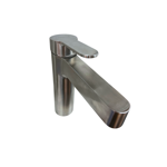 Imagen de Griferia de lavatorio Monocomando Bajo de mesada Attic Gris Satinado