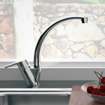 Imagen de Grifería de cocina Monocomando de mesada Puelo Cromo